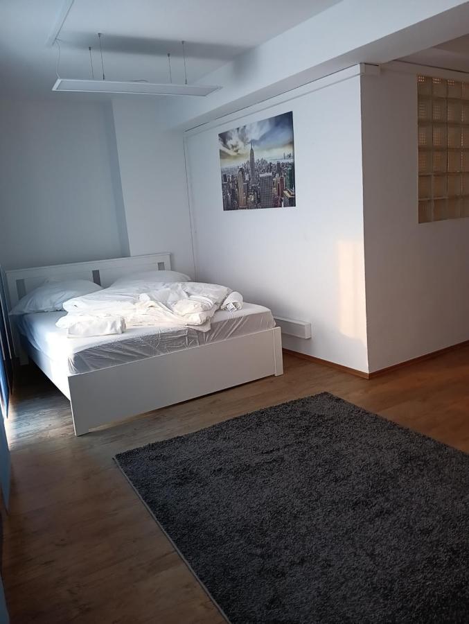 Sleepwell5 Apartment โคโลญ ภายนอก รูปภาพ